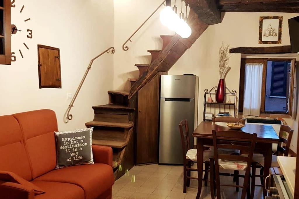 *La Torre Di Amelia* Nel Cuore Dell' Umbria Kültér fotó
