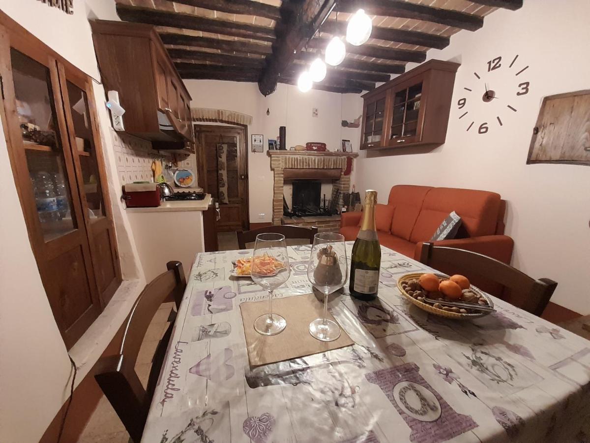 *La Torre Di Amelia* Nel Cuore Dell' Umbria Kültér fotó