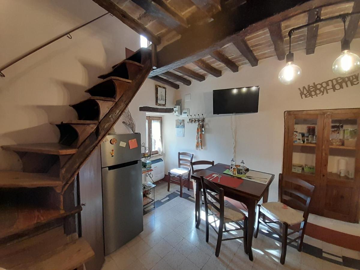*La Torre Di Amelia* Nel Cuore Dell' Umbria Kültér fotó