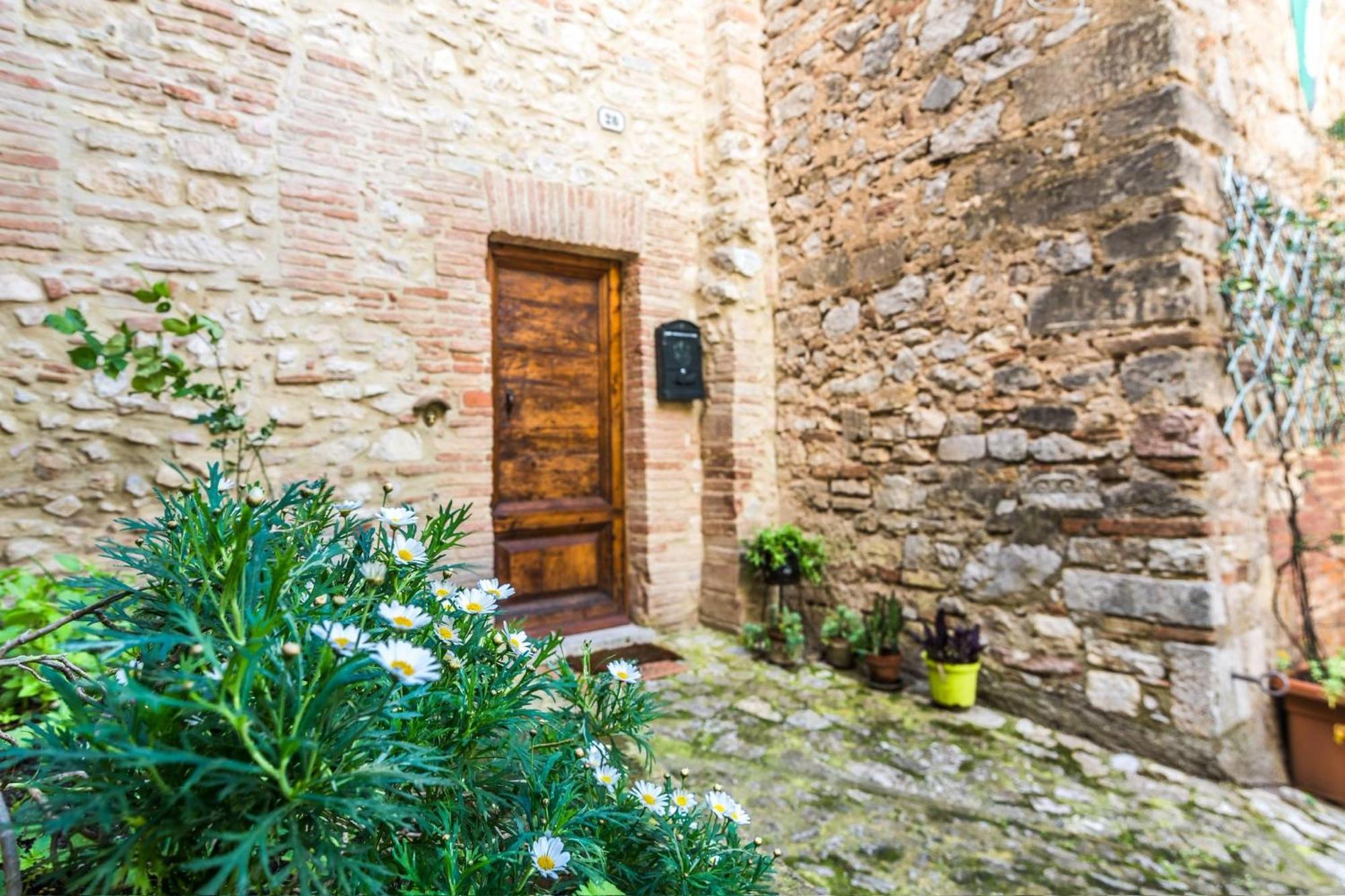 *La Torre Di Amelia* Nel Cuore Dell' Umbria Kültér fotó